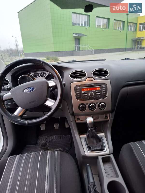 Универсал Ford Focus 2010 в Запорожье