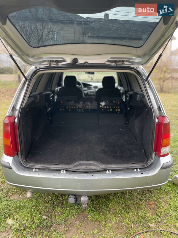 Универсал Ford Focus 2003 в Виноградове