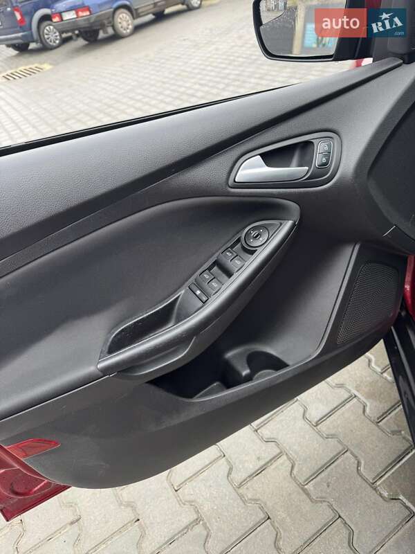 Седан Ford Focus 2017 в Залещиках