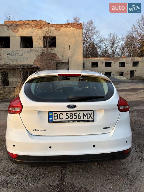 Хэтчбек Ford Focus 2016 в Львове