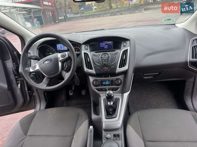 Универсал Ford Focus 2011 в Ровно