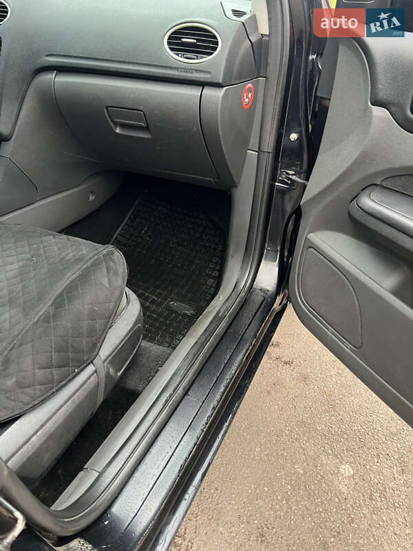 Хэтчбек Ford Focus 2006 в Коростене фото 3 Хэтчбек Ford Focus 2006 в Коростене