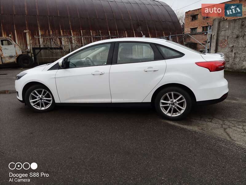 Седан Ford Focus 2015 в Киеве