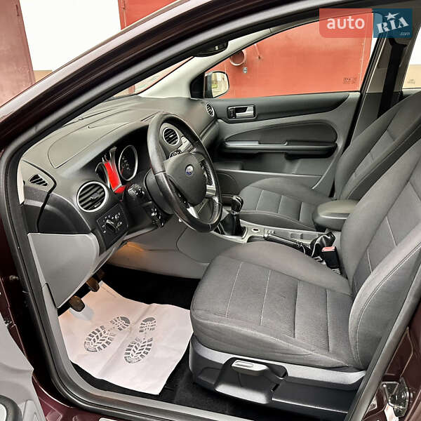 Хэтчбек Ford Focus 2008 в Ивано-Франковске