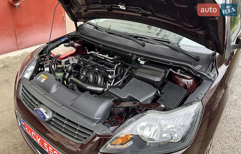 Хэтчбек Ford Focus 2008 в Ивано-Франковске