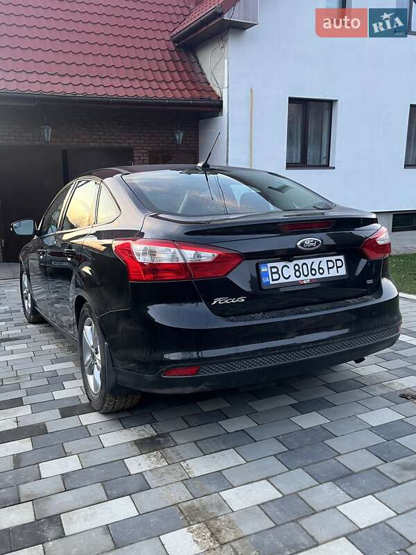 Седан Ford Focus 2014 в Львові