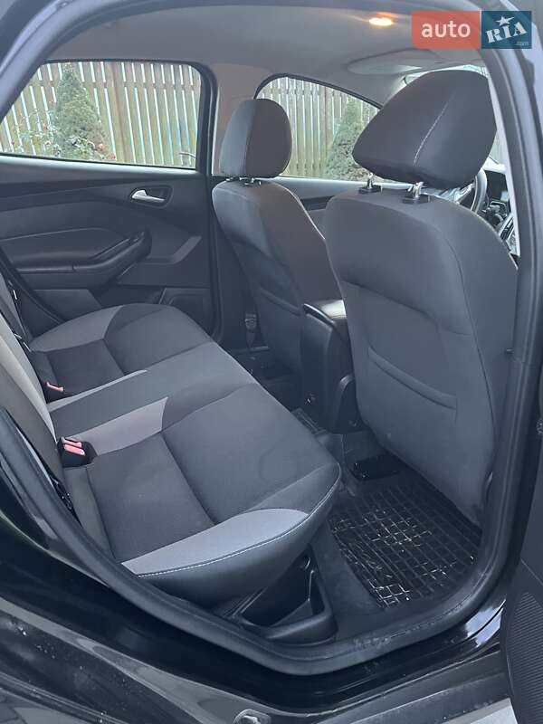 Седан Ford Focus 2014 в Львові