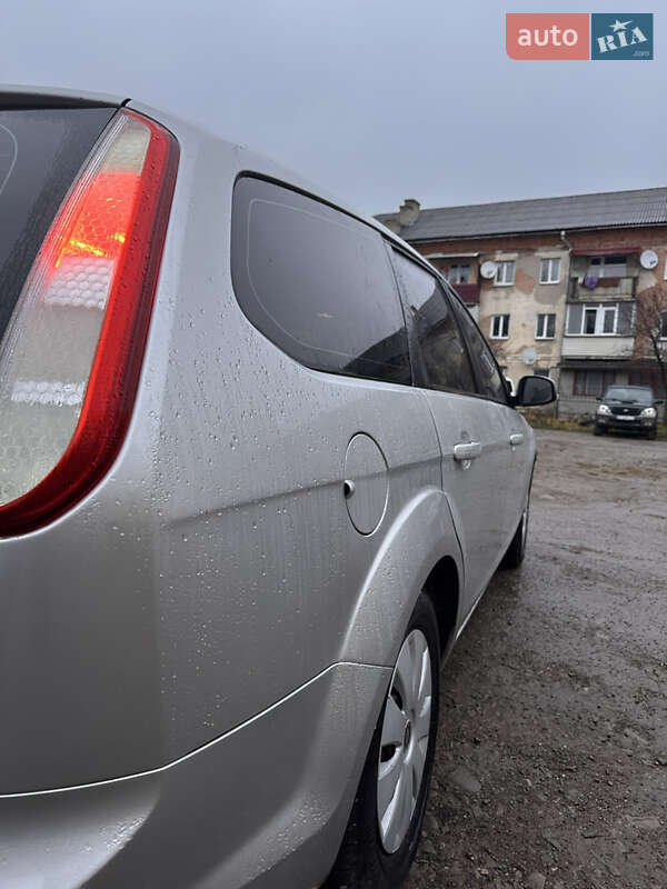 Універсал Ford Focus 2008 в Надвірній