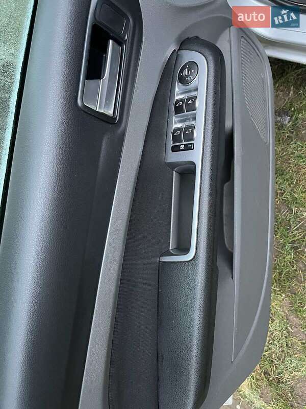 Универсал Ford Focus 2010 в Шостке