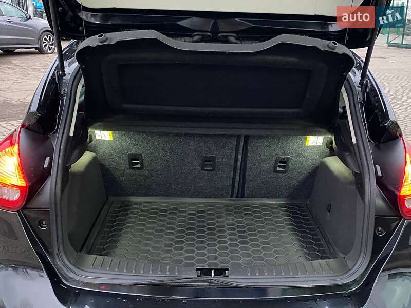 Хэтчбек Ford Focus 2015 в Львове