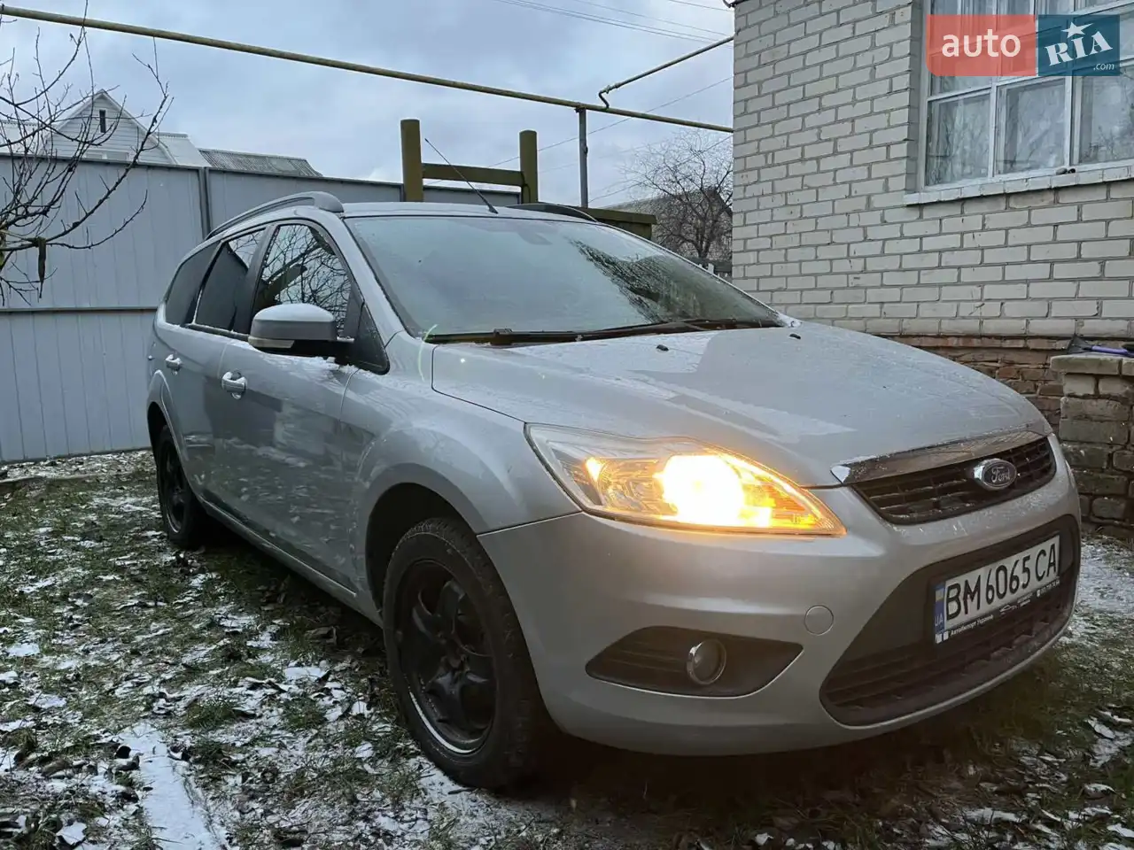 2010 Ford Focus - мініатюра 16