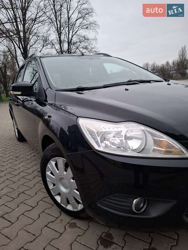 Універсал Ford Focus 2010 в Запоріжжі