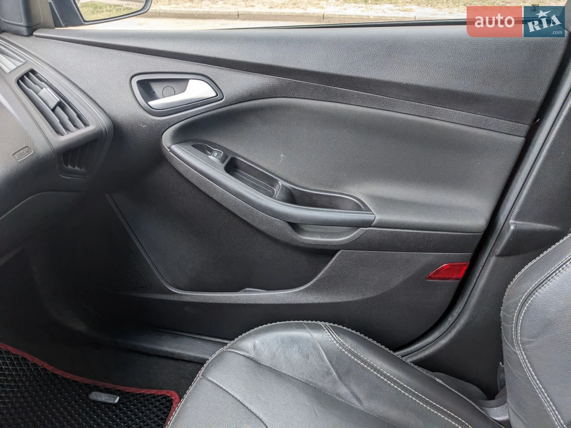 2013 Ford Focus - мініатюра 16