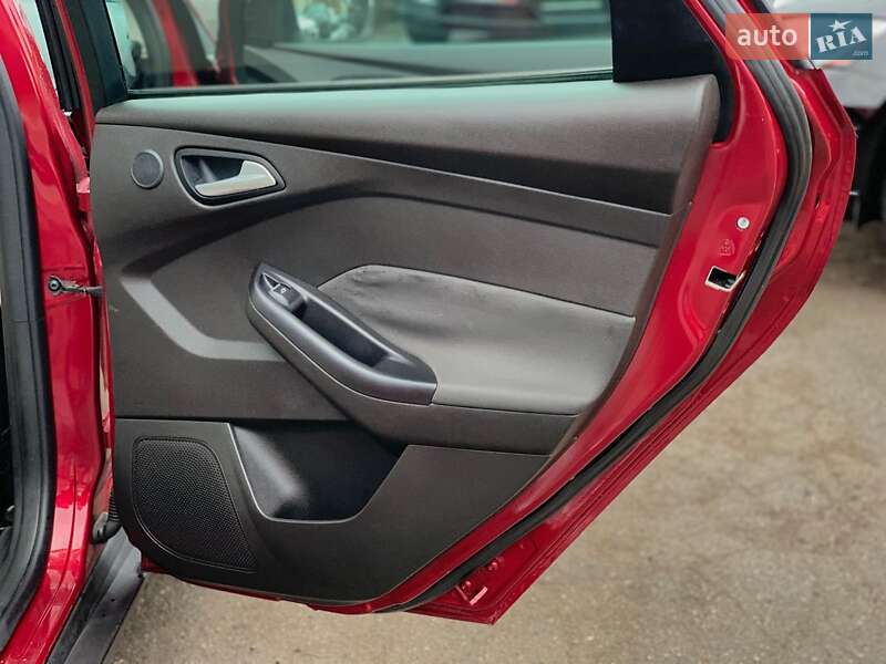 Седан Ford Focus 2016 в Вінниці