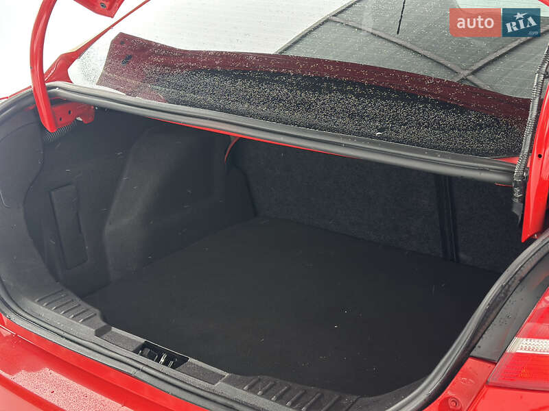 Седан Ford Focus 2015 в Дніпрі