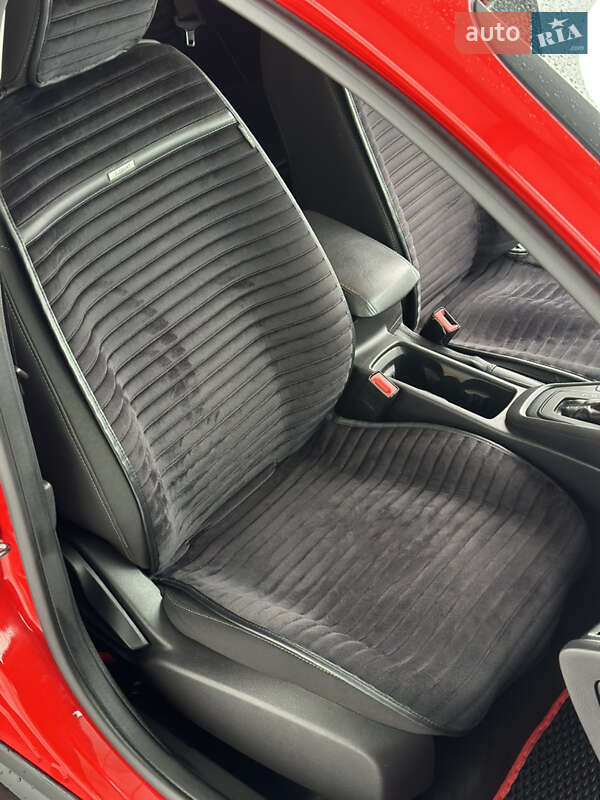 Седан Ford Focus 2015 в Дніпрі