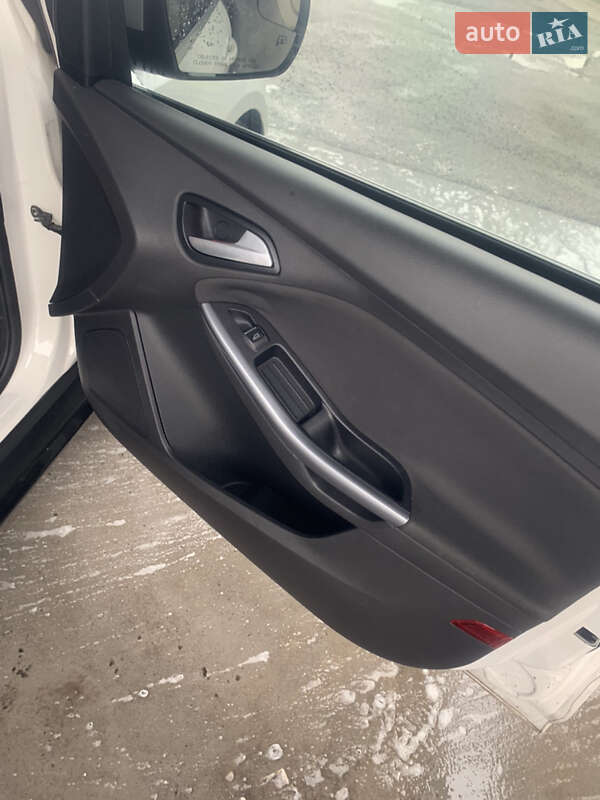 Хетчбек Ford Focus 2012 в Києві