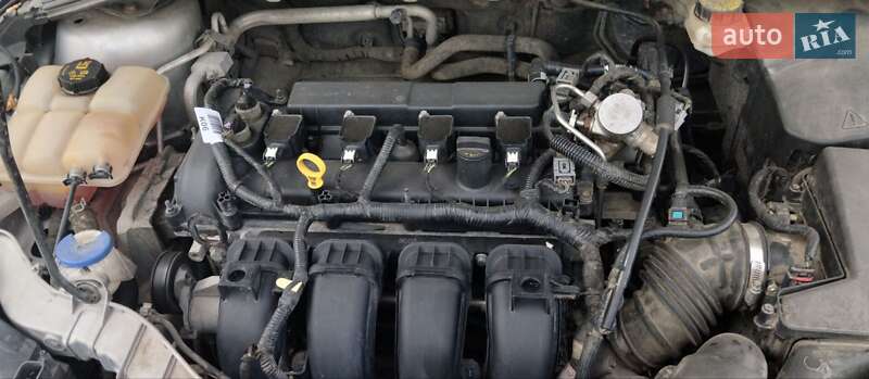 Седан Ford Focus 2017 в Ужгороді