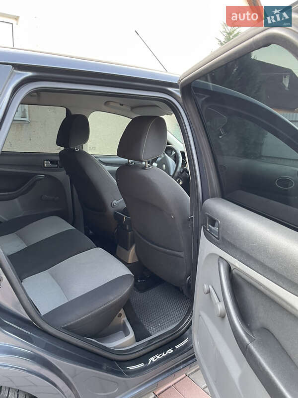 Універсал Ford Focus 2010 в Мукачевому
