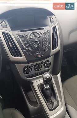 Универсал Ford Focus 2011 в Старом Самборе фото 2 Универсал Ford Focus 2011 в Старом Самборе