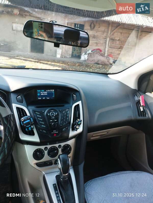 Седан Ford Focus 2013 в Золочеві
