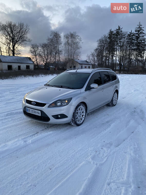 Универсал Ford Focus 2009 в Голованевске