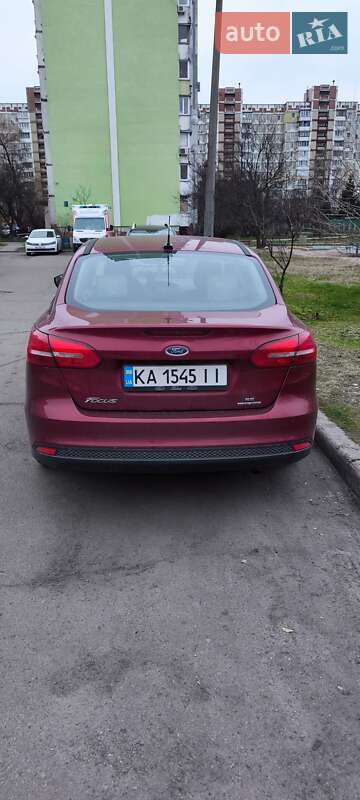 Седан Ford Focus 2015 в Киеве фото 2 Седан Ford Focus 2015 в Киеве