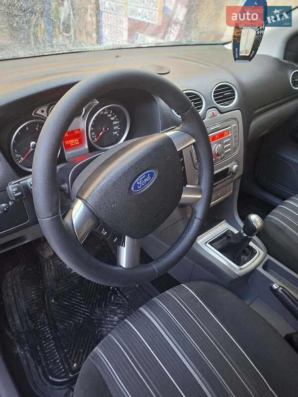 Универсал Ford Focus 2008 в Калиновке