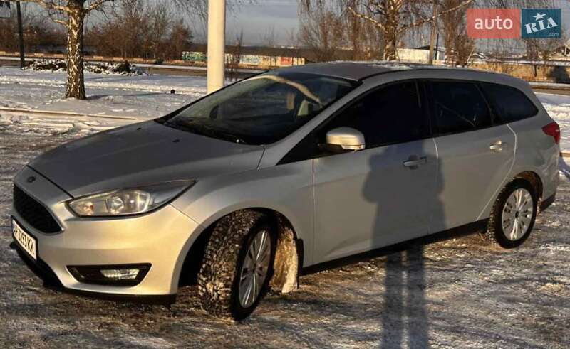 Універсал Ford Focus 2015 в Запоріжжі фото 2 Універсал Ford Focus 2015 в Запоріжжі