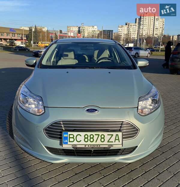 Хэтчбек Ford Focus 2013 в Львове