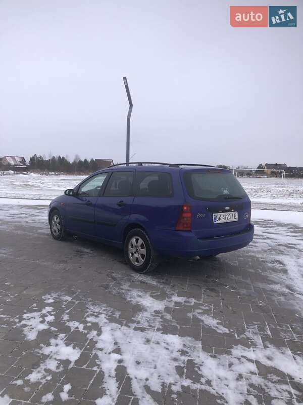 Универсал Ford Focus 2000 в Ровно