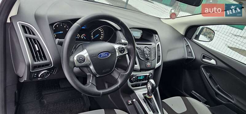 Хэтчбек Ford Focus 2013 в Киеве