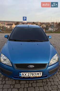 Хетчбек Ford Focus 2006 в Чернівцях