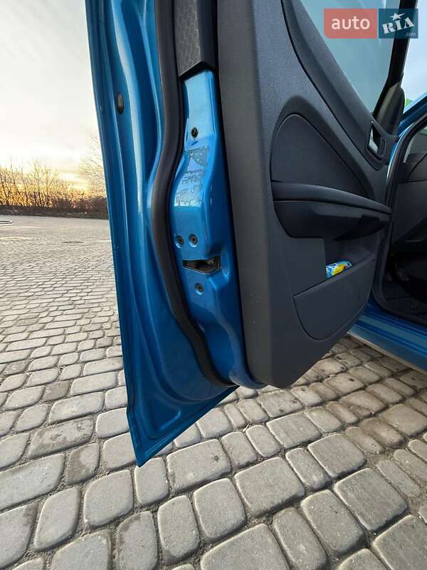 Хетчбек Ford Focus 2006 в Чернівцях фото 9 Хетчбек Ford Focus 2006 в Чернівцях