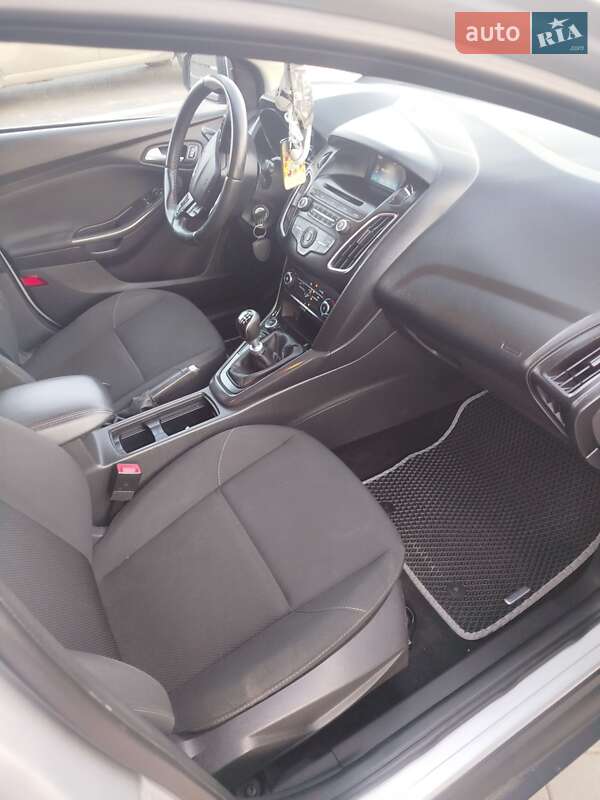 Універсал Ford Focus 2015 в Кропивницькому