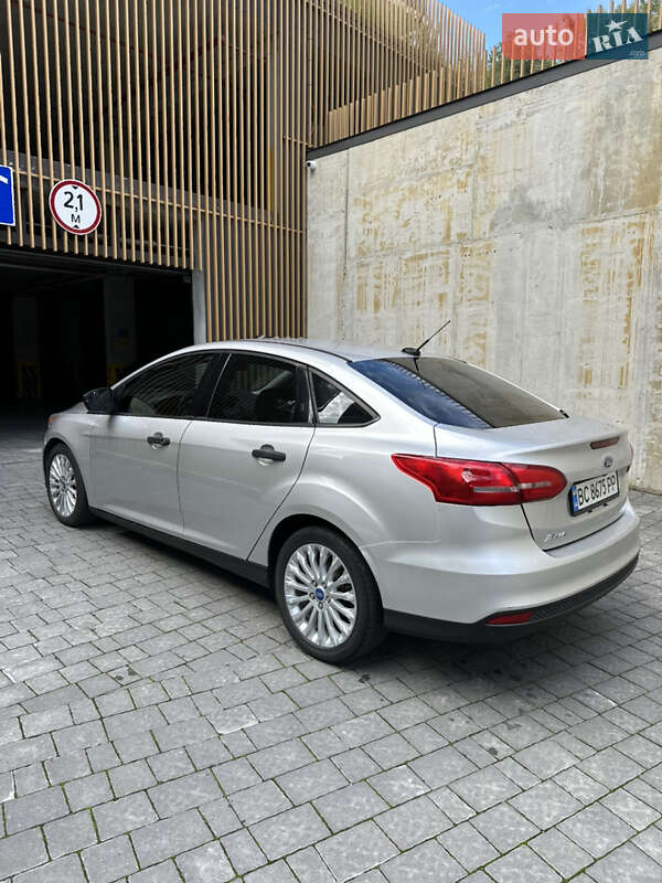 Седан Ford Focus 2017 в Львове