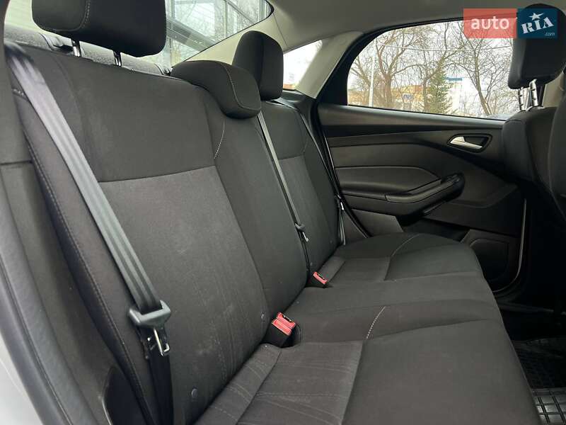 Седан Ford Focus 2017 в Івано-Франківську