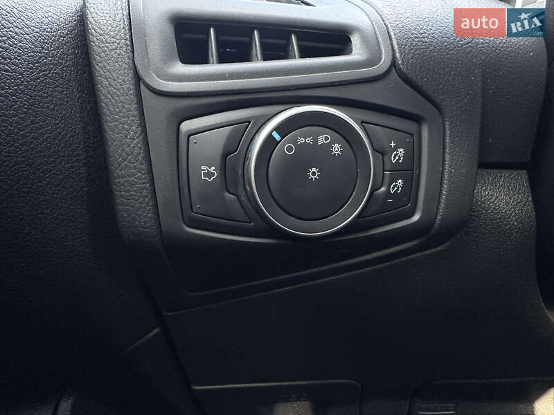 Седан Ford Focus 2018 в Львове