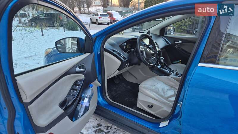 Хэтчбек Ford Focus 2014 в Ровно