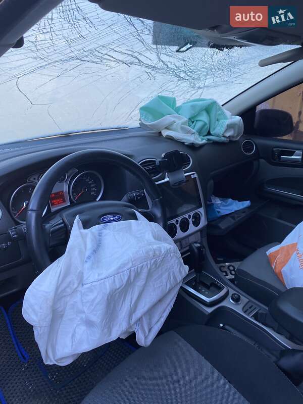Хэтчбек Ford Focus 2010 в Тернополе