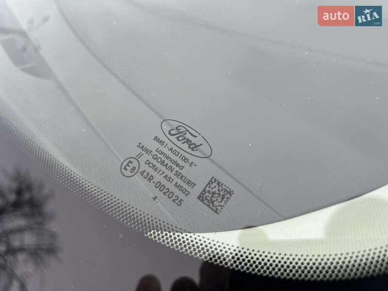 Хэтчбек Ford Focus 2015 в Киеве