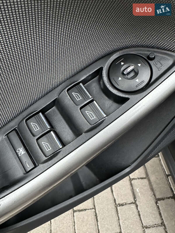Универсал Ford Focus 2012 в Ровно