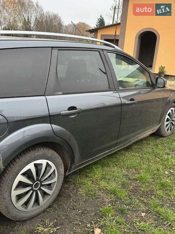 Универсал Ford Focus 2010 в Теребовле