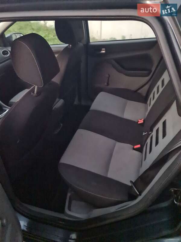 Универсал Ford Focus 2010 в Луцке фото 8 Универсал Ford Focus 2010 в Луцке