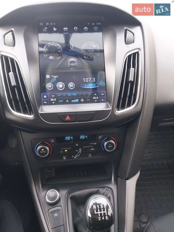 Седан Ford Focus 2015 в Днепре