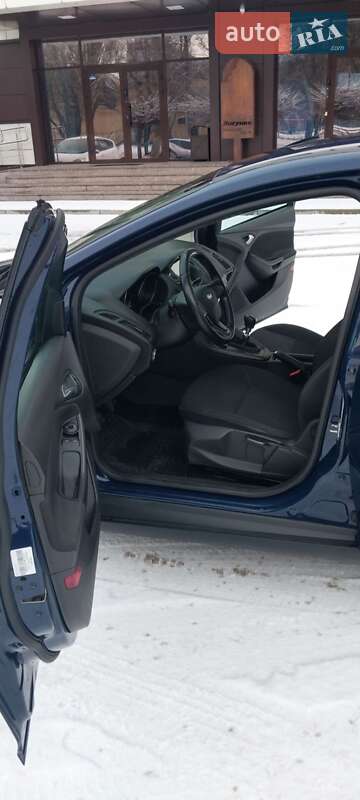 Седан Ford Focus 2015 в Днепре