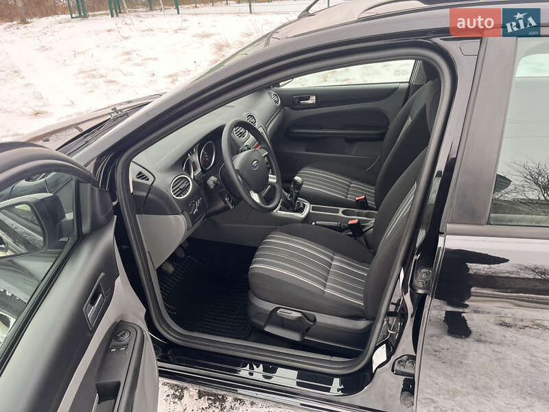 Универсал Ford Focus 2010 в Звягеле