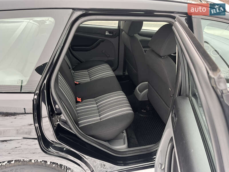 Универсал Ford Focus 2010 в Звягеле