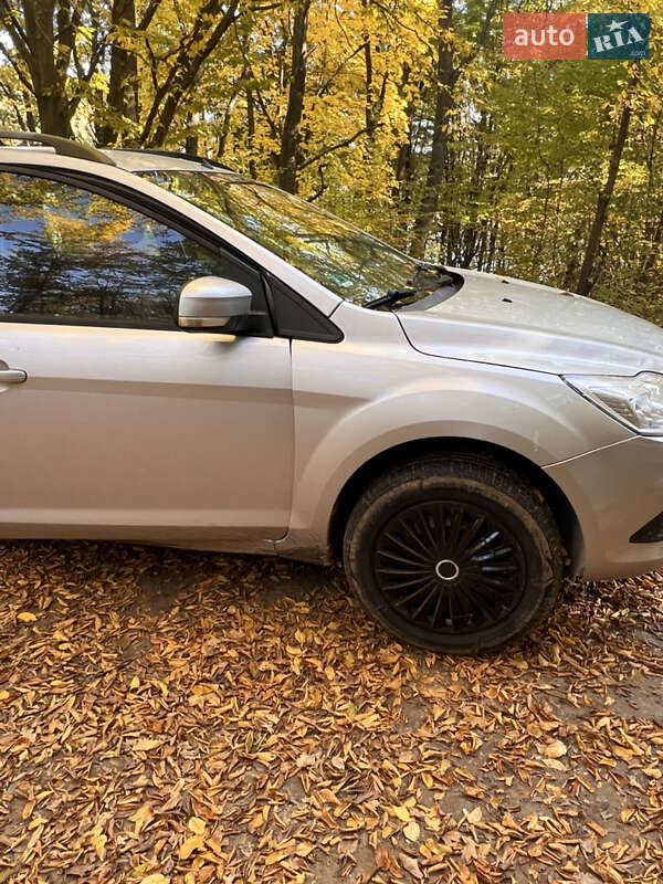 Универсал Ford Focus 2010 в Каменец-Подольском фото 6 Универсал Ford Focus 2010 в Каменец-Подольском