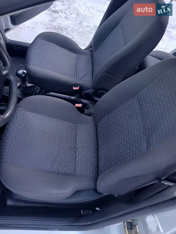 Универсал Ford Focus 2004 в Тернополе фото 57 Универсал Ford Focus 2004 в Тернополе